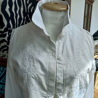 Dreamy snow white laura ashley blouse
