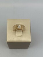 For sale 18 kt. Yellow gold ring, 0.25 kt. Vs. Brill stone.