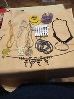 On sale until June 8!! More than 20 pieces of bizsu jewelry package
