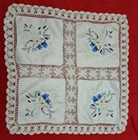 Christmas embroidered tablecloth 1 (l3800)
