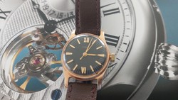 (K) small pobeda mechanical watch, 2.9 cm kn, works well.
