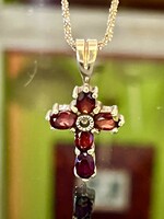 Fabulous silver necklace and pendant with garnet stones (gold plated)