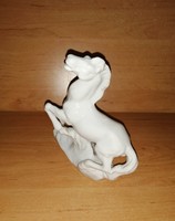 Fehér mázas porcelán ló figura szobor 14 cm magas (po-2)