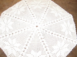 Beautiful hand crocheted antique floral round lace tablecloth