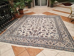 Iranian nain 293x293 hand knotted wool persian carpet bfz_372