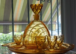 Golden yellow amber art deco liqueur set pouring 6 glasses and tray