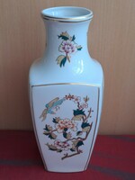 Flawless, large-sized, hand-painted vase with a rare floral pattern from Hölloháza