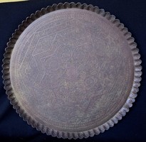 DT/240 – Régi, perzsa mintás, kézzel kalapált és vésett réz/bronz tálca