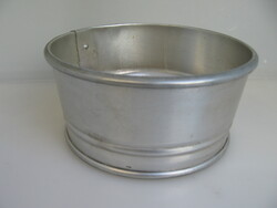 Aluminum small sieve