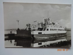 Régi képeslap: komp-hajó a Balatonon (1964)