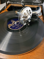 His Master's Voice Gramofon | HMV Gramophone