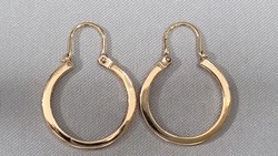 14 K gold earrings 1.67 g