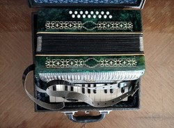Retro gyermek harmonika (Razno Malish, USSR)