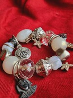 Lots of jingle bracelets(1)