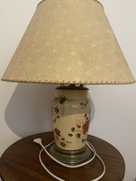Porcelán lámpa