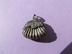 Silver pendant (080611)