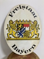 Freistaat Bayern lemeztábla