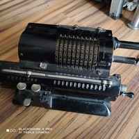 Original Odhner mechanikus számológép