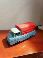 Retró Skoda 1203 kisbusz