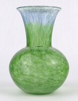 1M840 Irizáló zöld karcagi fátyolüveg váza 15 cm