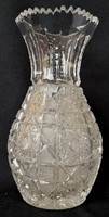 Dt/253 – richly carved, polished crystal vase