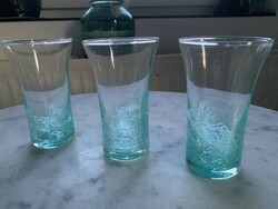 Repesztett türkíz kék fátyolüveg váza