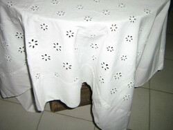 Beautiful madeira embroidered special snow-white woven linen tablecloth