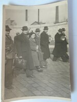 D196100  Régi fotó -Felvonulás  1951 I.24. Kriszt, Zilahy, Harasztiné, Juhász