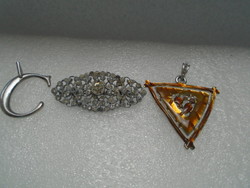Auction of 3 items 2 pendants 1 brooch