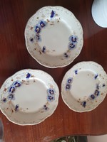 3 small plates with cornflowers