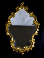 Gilded polished neo-baroque mirror! In beautiful condition!