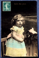 Antik színezett fotó képeslap nagyon bájos kisleány