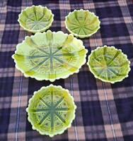 Gyönyörű Fenton uránüveg urán kínáló +4 tálka vagy tányér készlet