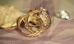 Gold-colored fashion jewelry large hoop earrings (goldfilled)