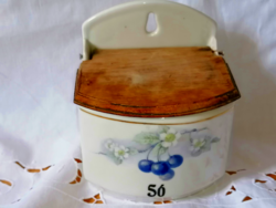 Old porcelain, wooden roof, plum pattern salt shaker, for farmhouse, country house decoration