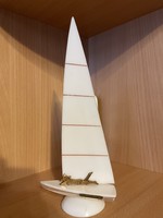 Balaton memorial - Plexiglas sailing ship