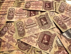 100 pieces of 100 pengő (1930) banknotes