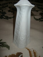 A. K. Kaiser biscuit vase m. Frey marked