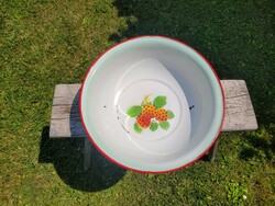 Old Budafok strawberry strawberry pattern 42 cm enamel wash basin Budafok