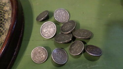 10 old metal buttons in one. 6 pieces of 2.2 cm, 4 pieces of 1.6 cm.