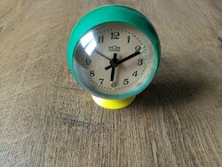 Mom, space age style alarm clock