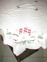 Beautiful Christmas embroidered risel tablecloth