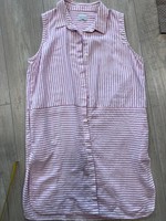 Reserved sleeveless long blouse