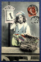 Antik színezett fotó képeslap  kisfiú hal ápr 1.