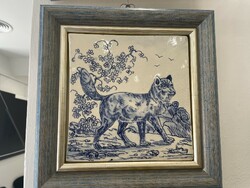 Zsolnay porcelán vadászjelenetes historizáló farkas róka csempe falikép Pehm Gábor falidísz