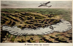 A Balaton látképe légi távlatból - grafikus képeslap  domborzati térképpel 1939