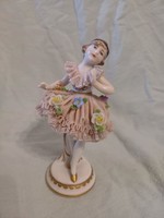 Csipkés ruhás balerina porcelán jelzett (Talán capodimonte)