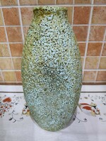 István Retro's special vase