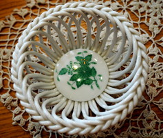Herend green Apponyi-patterned bowl with braided edge