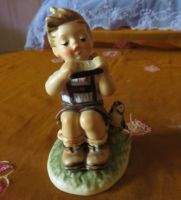 Hummel goebel charming figure 